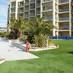 Precioso Piso Con Vista Al Canal Y Piscina En Roses